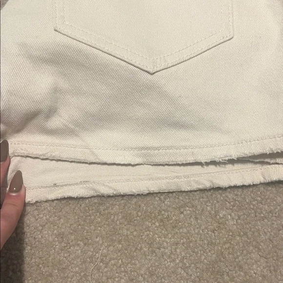 Abercrombie and Fitch High Rise Mom Short - Picture 5 of 5